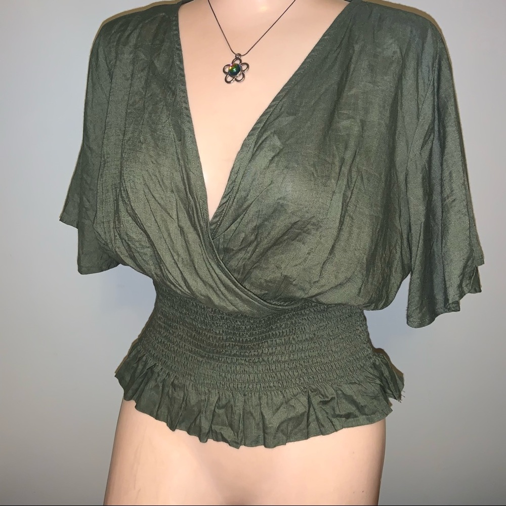 Derek Heart Women’s Large Elastic Waist Short Sleeve V Neck Rayon Blouse Top